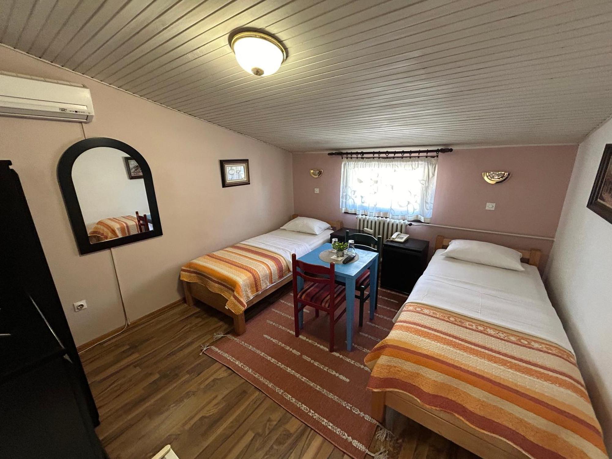 Hondo Rooms & Apartments SJJ Exterior foto